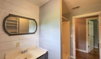 1460 Mount Olivet Rd, Batesville, MS 38606