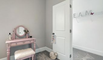 426 Tintern Ln, Apex, NC 27523