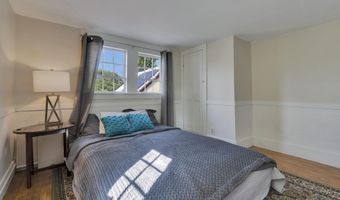 992 Pequawket Trl, Baldwin, ME 04091