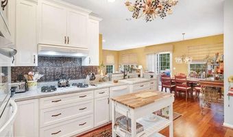 18 MISSION Way, Barnegat, NJ 08005