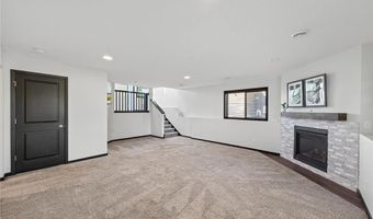 10688 51st St NE, Albertville, MN 55301