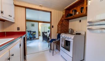 26 Don Gerry Rd, Bristol, NH 03222