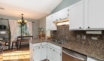 1650 Partridge Ln 4, Arlington Heights, IL 60004