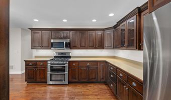 3330 Kellygreen Ct, Angola, IN 46703
