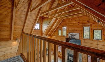 10902 N Hogan Rd, Aurora, IN 47001