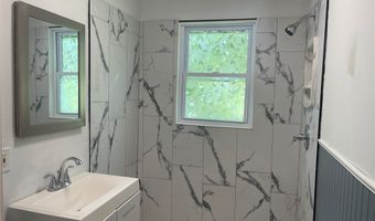 353 Gibbs Rd, Akron, OH 44312