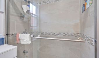 76 W 25th St, Bayonne, NJ 07002