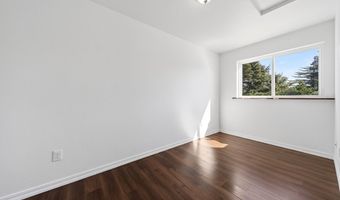 2679 FRANKLIN Ave SW, Bandon, OR 97411