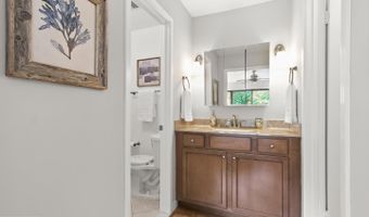 5230 POOKS HILL Rd #D-26, Bethesda, MD 20814