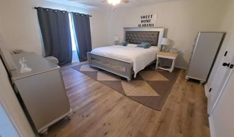 913 Edgemont Cir, Albertville, AL 35950