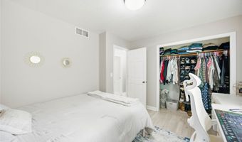 602 NW Greenwood St, Ankeny, IA 50023
