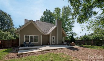 2562 Roseview Ln, Charlotte, NC 28205