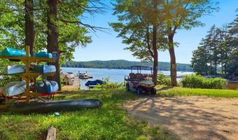 63 Lake Shore Dr, Barnstead, NH 03225