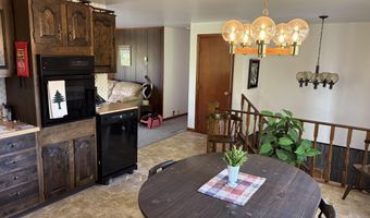 157 Main Rd, Abbot, ME 04406