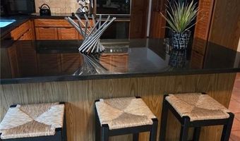40 Gosnold Rd, North Kingstown, RI 02852