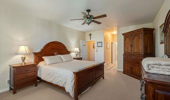 6 MOUNTAIN STREAM Ct, Barnegat, NJ 08005