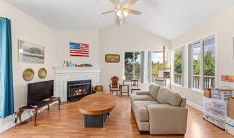 2557 Live Oak Park Rd, Fallbrook, CA 92028