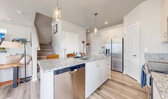 228 E 4th St, Berthoud, CO 80513