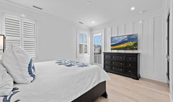 27 THIRD St, Beach Haven, NJ 08008