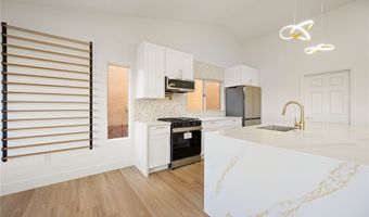 2808 Crown Ridge Dr, Las Vegas, NV 89134