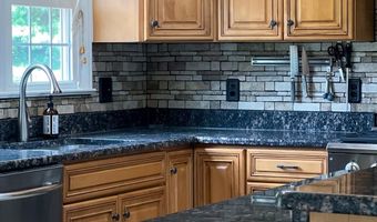 43232 WAYSIDE Cir, Ashburn, VA 20147