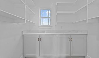 150 Chateau Bnd, Ardmore, OK 73401