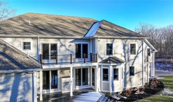 7 Dennell Dr, Lincoln, RI 02865