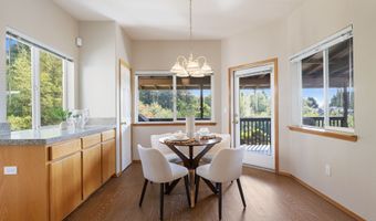 8712 SW WAKKILA Ter, Beaverton, OR 97007