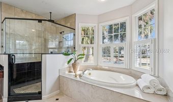 210 Old Plantation Dr, Beaufort, SC 29907