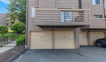 166 Old Brookfield Rd 11-1, Danbury, CT 06811