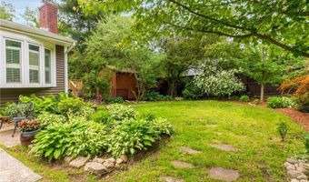 860 Centerville Rd, Warwick, RI 02886