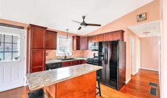 28 Plant St, Cumberland, RI 02864