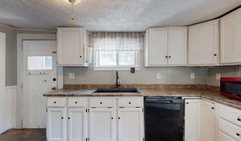 403 Summer St, Auburn, ME 04210