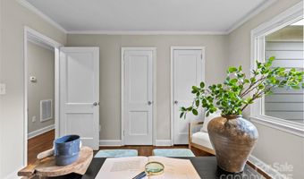 3320 Eastwood Dr, Charlotte, NC 28205