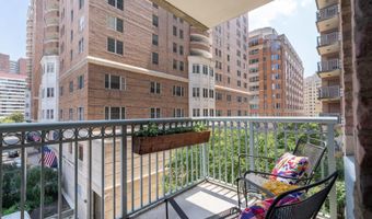 851 N GLEBE Rd 409, Arlington, VA 22203