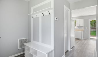 11240 Rotherick Dr, Alpharetta, GA 30022