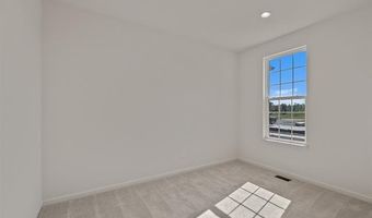 5630 Fir Ct, Almont, MI 48003