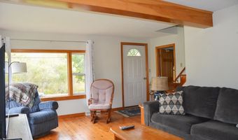 87 Middle Rd, Augusta, ME 04330