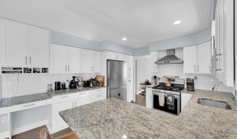 1521 Neptune Ave, Beachwood, NJ 08722