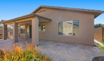 3180 E GLENEAGLE Dr, Chandler, AZ 85249