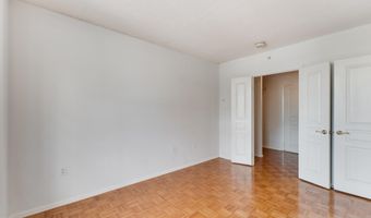 7111 WOODMONT Ave 608, Bethesda, MD 20815