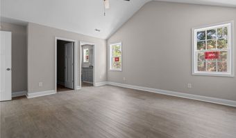 1010 W Saunders Ave, Aberdeen, NC 28315