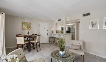 598 ORANGE Dr 157, Altamonte Springs, FL 32701