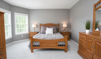 4 Rockledge Ln, Canton, CT 06019