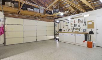 2142 Klamath Dr, Camarillo, CA 93010