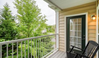 303 LOTHIAN Way #303, Abingdon, MD 21009
