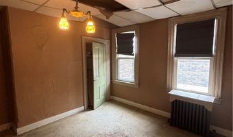 90 Pius St, Airville, PA 15203