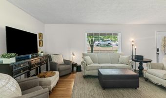 1604 Avondale Dr, Altavista, VA 24517