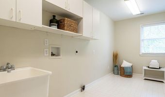 4032 Brook Cross Dr, Apex, NC 27539