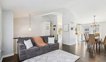 10475 Willow Meadow Cir, Alpharetta, GA 30022